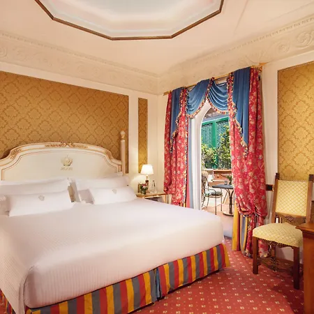 ホテル Splendide Royal - The Leading Of The World 5*