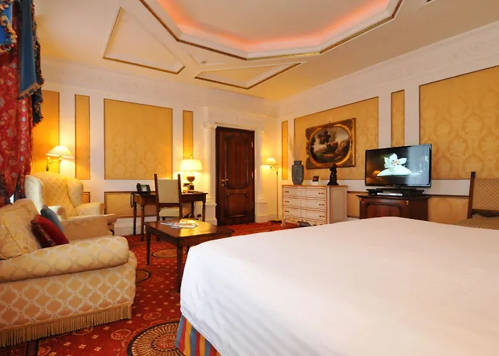 Splendide Royal - The Leading Of The World Rome