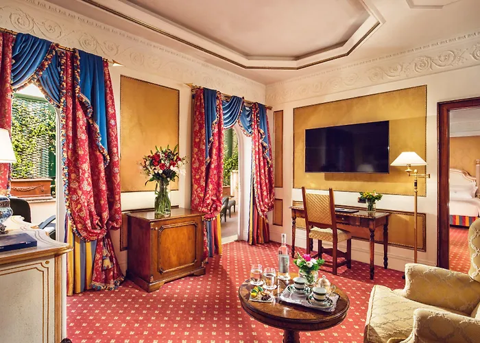 Splendide Royal - The Leading Of The World