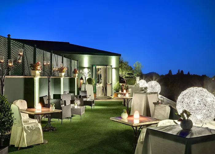 Splendide Royal - The Leading Of The World