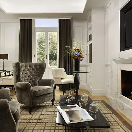 Splendide Royal - The Leading Of The World 5* Roma