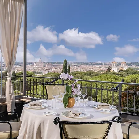 Splendide Royal - The Leading Of The World 5* Roma